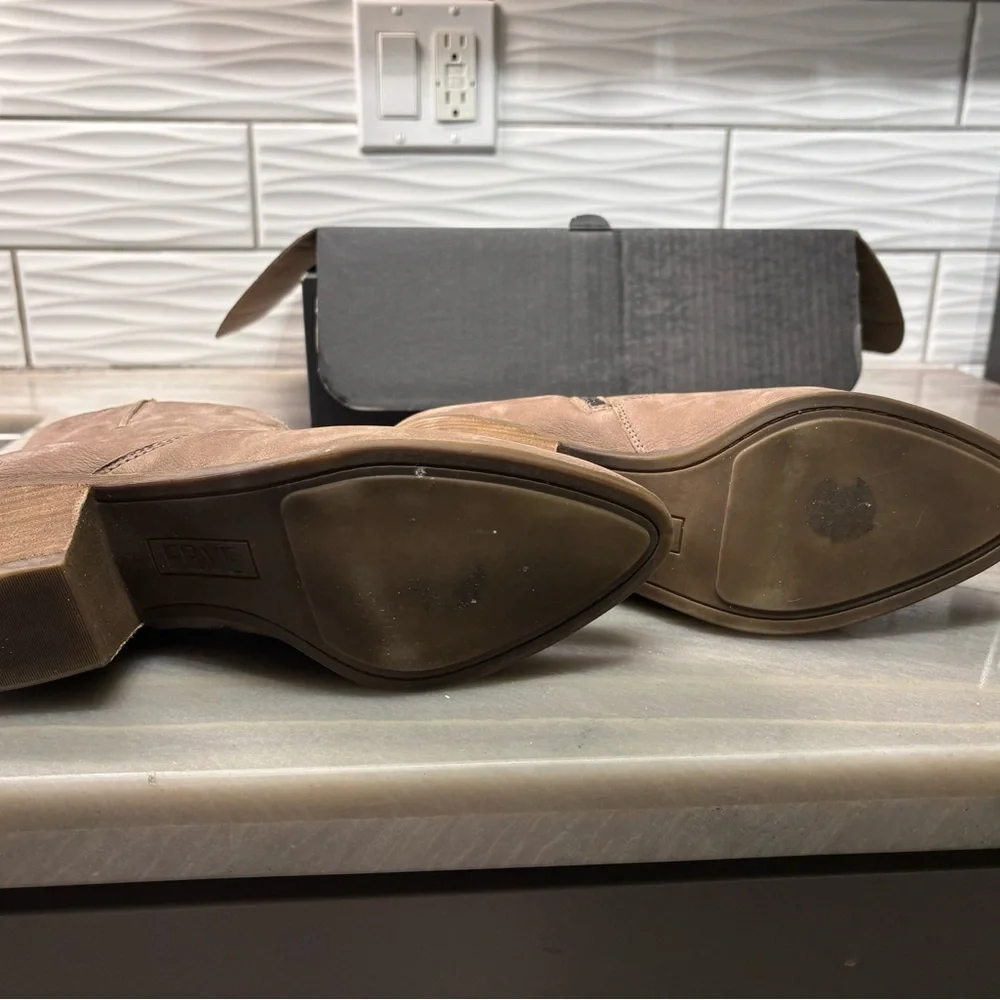 Frye Tan Heeled Boots with Western Silhouette - Picture 6 of 7